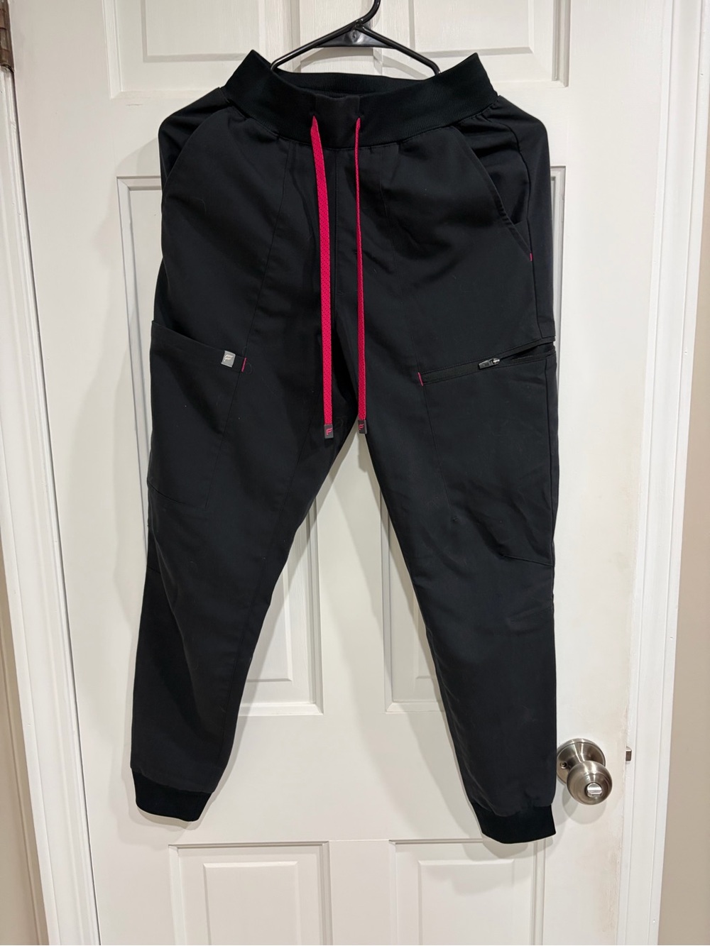 Women’s Fabletics scrubs XXS/S